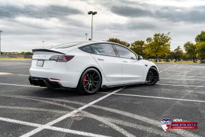 Tesla Model 3 by EVS Motors on ADV.1 Wheels (ADV5.0 FLOWSPEC) 2020 года 